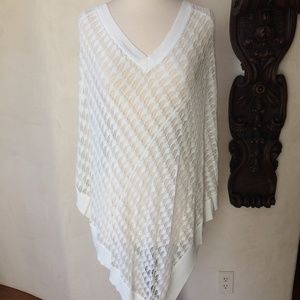 Alice & Olivia White Poncho
